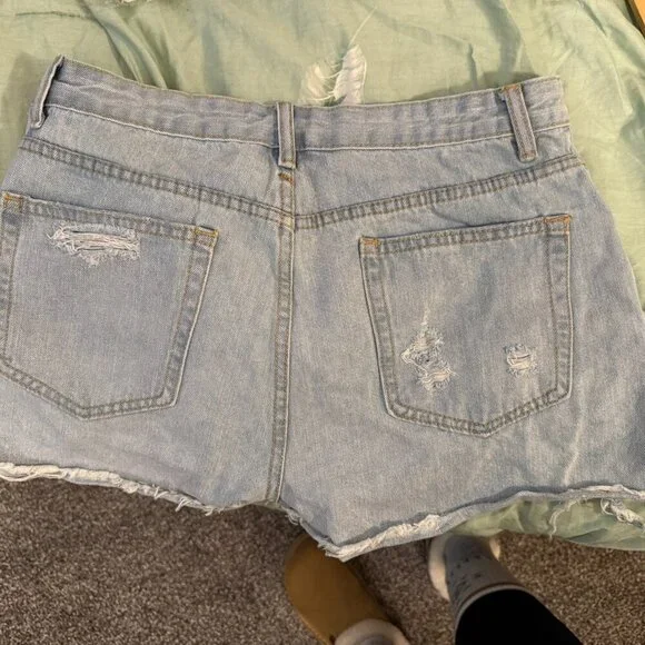 SHEIN women's denim shorts - distressed look - Picture 2 of 4